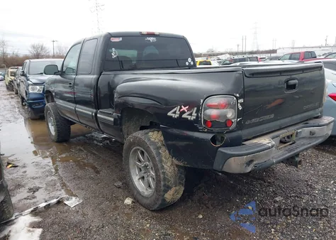 2001 Chevrolet Silverado 1500 Ls из США, поврежденный, VIN 2GCEK19V611320823